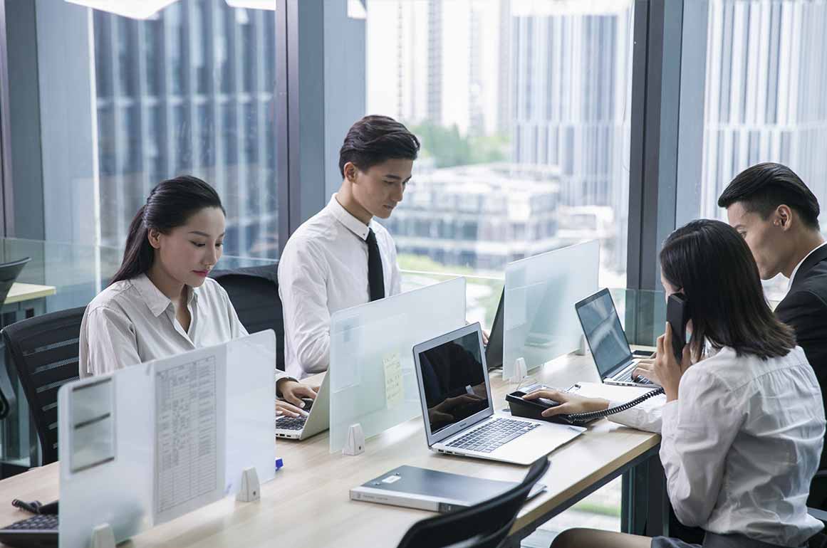 忠信博藝為您解決裝修備案所遇到的各種問題，讓您輕松愉快的開工！